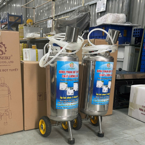Máy Phun Bọt Tuyết Vinaseiki 30L: Lựa Chọn Kinh Tế, Hiệu Quả Cho Mọi Tiệm Rửa Xe
